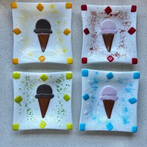 Set Of 4 Handcrafted Fused Glass Ice Cream Bowls With Colorful Borders